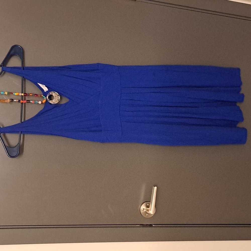 Maxi dress and necklace